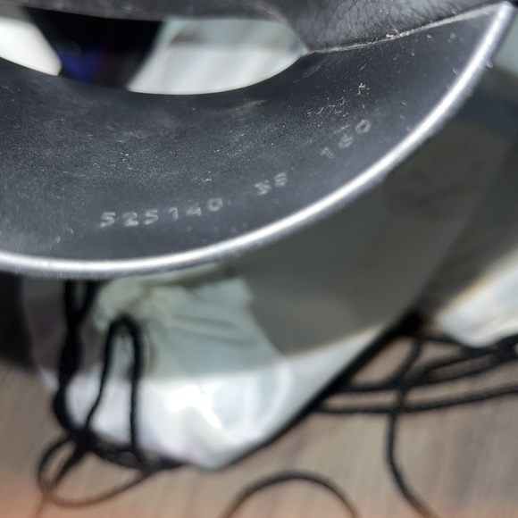 Women’s black rubber st gucci print sandal - Picture 6 of 6